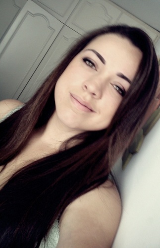 dri_boo's profile picture. E digo mais: se for pra reclamar, nem me siga.