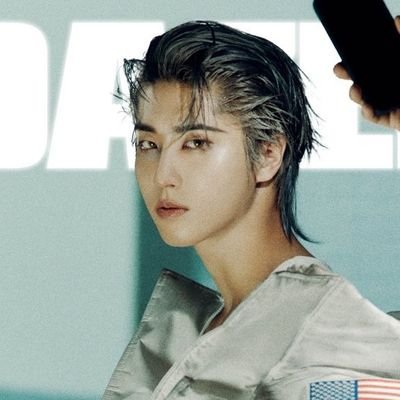 AlexaHan15's profile picture. stay carat moa and more
i love my best friend ^^
Han bias, Vernon bias and ot5 moa lmao :))