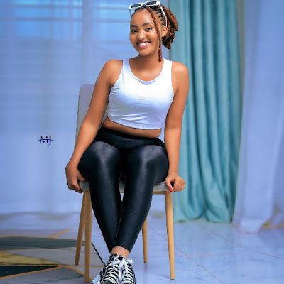 CCynthiarey's profile picture. 