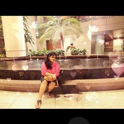 vidushisha76254's profile picture. जानवरो से प्रेम करना आपके लिए बहुत मुश्लिक है तो एक आसान काम कर लो उनसे नफरत भी मत करो।।