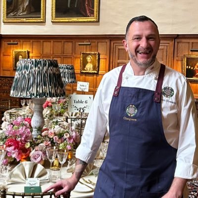 Head Chef to the Serving Prime Minister at Chequers Estate Buckinghamshire. RAF Veteran.🇬🇧Oldham Athletic Fan. All views are entirely my own.