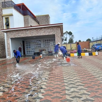 Professional cleaning &space brightening firm with quality commercial/residential hygiene service