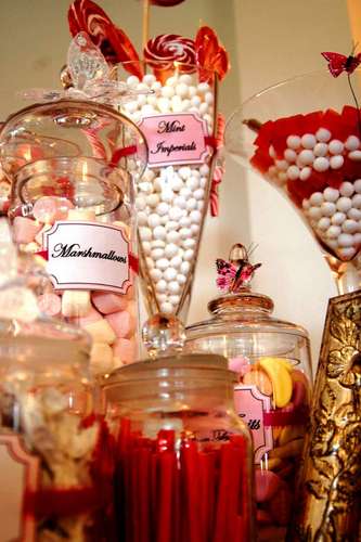 Sweetly Inspired is a Sweet Table/Candy Buffet company that serves Philadelphia, South Jersey and Delaware.