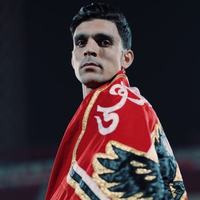 Joueur Profesionnel Club de AlAhly et Internanional Marocain