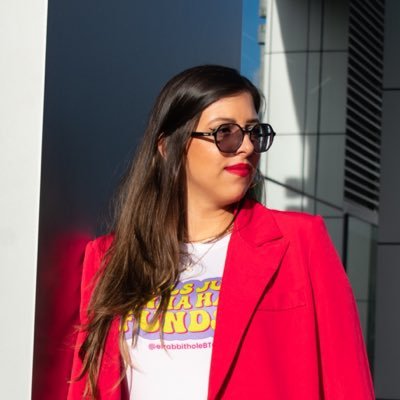 🩷 Hecho es mejor que perfecto
👩🏻💻 Hablo de marketing, negocios digitales y #Bitcoin -@elrabbitholebtc 🕳️🐇
📚 Aprende GRATIS lo esencial del marketing 👇