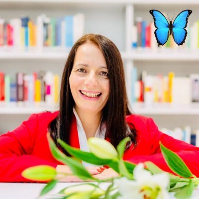 EliBozinovska's profile picture. 