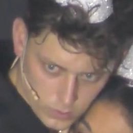 meow24183201's profile picture. DOES A NEWT FEAR DEATH????