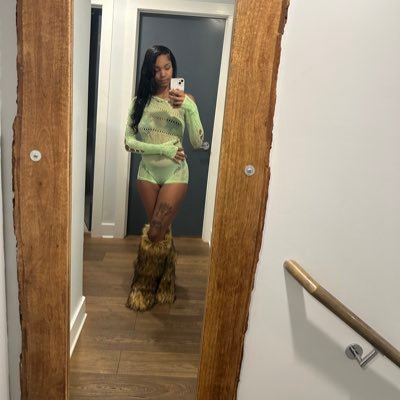 niifrmdaguttaa's profile picture. Mother of 1❤️