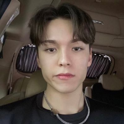 ryawnzn's profile picture. nonver