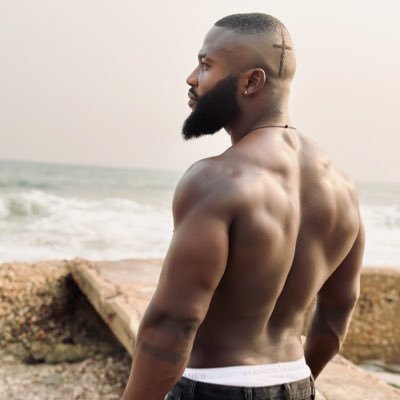 paulinhowolf14's profile picture. Fitness Coach & Certified Massage Therapist💆🏿‍♂️All kind of massage therapy, stretching🧘🏿‍♀️and facial treatments🧖‍♂️ Paulinhowolf14massage@gmail.com
