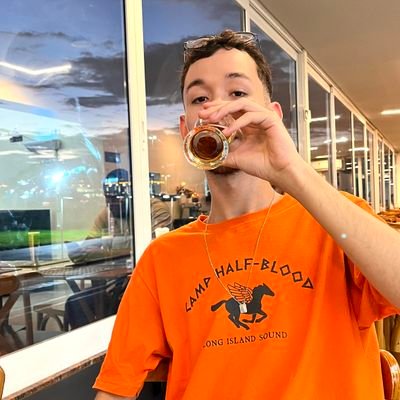 naomuitobebado's profile picture. testando