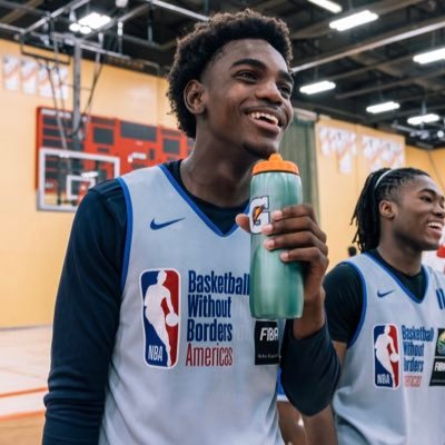 NASSAU,BAHAMAS | 18 yrs old | class of 2025 | 6’6” 200lbs | 40”vertical| |SG | 3.00 gpa | NBA BWB CAMP 2023 MVP Runner up | 242-8282113 | sj6367127@gmail.com