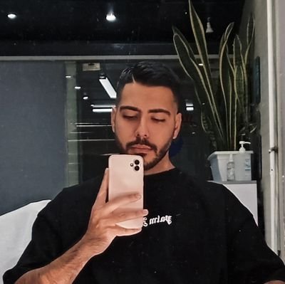 yoones •
computer engineering student •
front end developer •
HMD