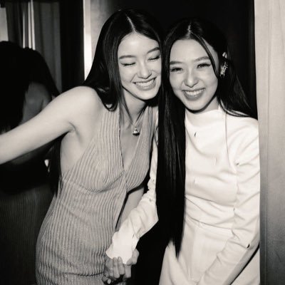 @PlutoSeriesTH 💫2024 @filmracha 🐋 @NamtanTipnaree AND @USseriesth 👩❤️👩 @emiamily 🤍 @beonnnie