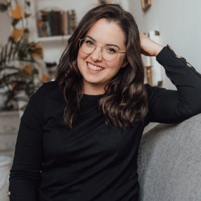 Solopreneur, Strategy Consultant | Researcher, PhD | ex-Air France, IBM | Business, literature & cello talks