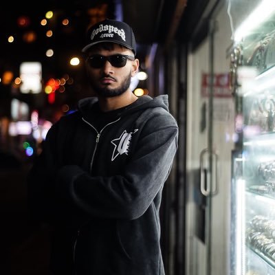 humz360's profile picture. @0pportuni1y