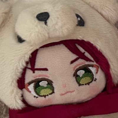 20⬆️/学生/衣更真緒さん中心、ゆる〜くトリ🌟コンプ/ツイフィ→ https://t.co/sCnqF9v8Vq