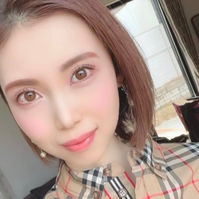 3/11スタートar掲載オーディション参加❣️ミクチャ配信してます💓 広島県出身 165㎝ B型 ヨガインストラクター 美容と健康、ダイエットのお話大好きデス♪ 好きな食べ物はゆで卵💛 ミクチャでライブ配信してます🩷