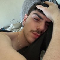 irish twink (@ethanirishtwink) 's Twitter Profile