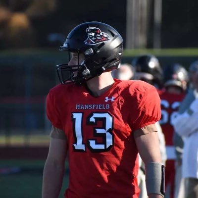 ✞ | 5’11” 170 | West Perry ‘24 | 1st Team All State QB | 4.57 40yd. 365 Bench| MU Football & Track ‘28 | #2 Dual Threat QB in PA | Email: marcusquaker@gmail.com