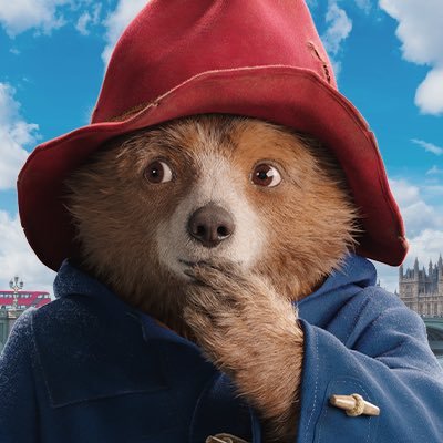 映画『パディントン』の公式アカウント。最新作『パディントン 消えた黄金郷の秘密』5月9日(金)公開決定!英国紳士なクマ・パディントンが今度は故郷ペルーで大冒険!?謎を解き大切な家族を探すクマ史上最大のアドベンチャーが今はじまる──!🐻🍊 #パディントン #パディントン消えた黄金郷の秘密