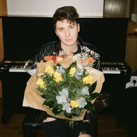 phe (@fknzazzed) 's Twitter Profile