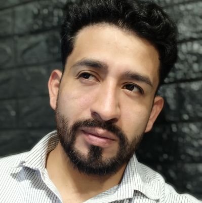 Enamorado de la vida, barbero, estudiante de Historia/ USAC/Padre de familia.