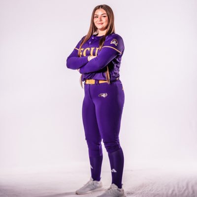 GabbyFowler06's profile picture. @ECUSoftball #16