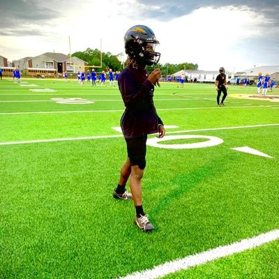 Class of 2026|| 5’8 154lbs || 4.6 40|| Safety /Wide Receiver ||6018298354 | D’Iberville Ms Email:jkadric.lewis14@gmail.com