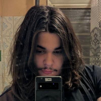 MULINE210's profile picture. No sé, de nuevo aquí 
L'amour de l'art et à la musique 
Batería deprimido, pero loco
Sin más