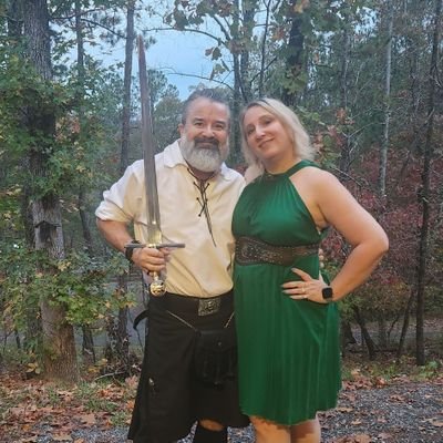 Husband to my best friend,
father to 11,
son to amazing parents,
brother in arms,
Faith & family
#hopenow
https://t.co/KOzFgIUjKy