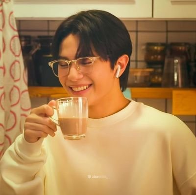 “De todas as coisas que eu já amei no mundo, por que eu nunca fui uma delas?”
#studytwtbr #studytwt #langtwt