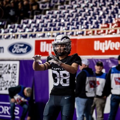 BeaverBrody's profile picture. 5’10 180 | Liberty Hs IA | Rb/Returner | 4.6 40 | 11.42 100dash | Track, Sprinter | Contact - 319-359-9573