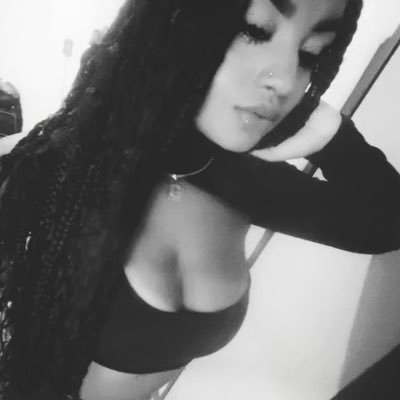😼