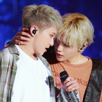 lonelydwellerr's profile picture. im here to lurk around and enjoy pretty pictures... big fan of hoshi and seungkwan..