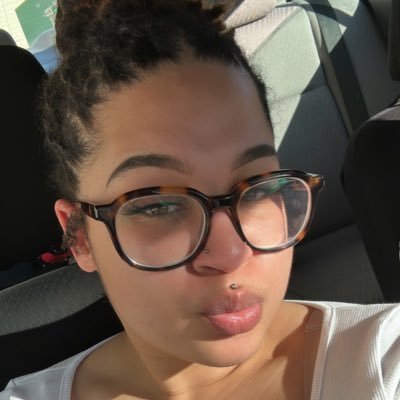 23 | ♉️ | 🥀 Women 🫶🏼🌈 | insa: lilganjibaby | 1.5k? | @aceoffadezzzz_ ❣️