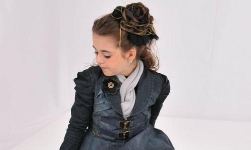 Bem vindos ao Portal Klara Castanho | Fã page dedicada para a modelo, atriz (e as vezes cantora) Klarinha.
beijoKas!