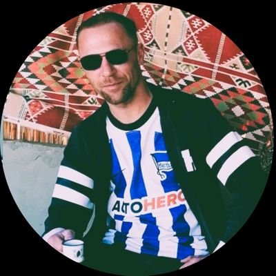 @HerthaBSC 💙🤍 #gemeinsamhertha- FußballTrainer B-Lizenz
Privat vertreten hier, meist nur Hertha BSC. #Hahohe #gemeinsamHertha