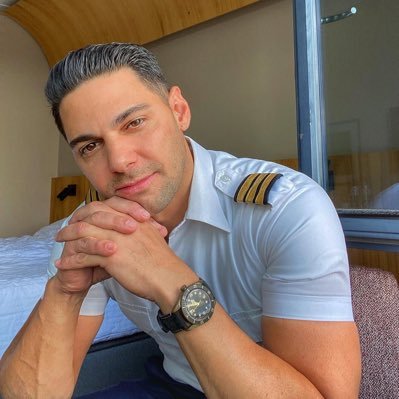 .My ONLY ACCOUNT. Flying makes it easier for me ✈️ 🌎