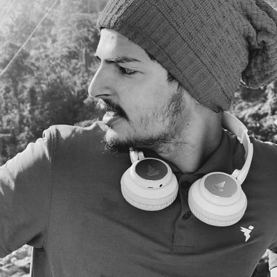 BLUEVISHAL's profile picture. Chasing my dreams, one boundary at a time | Cricket addict | Life's a pitch, and I'm still learning to bat  🏏