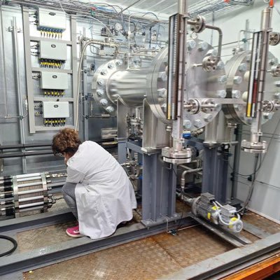 May the Hydrogen be with u @tecnalia Former Battery Researcher 🔋 & Electron Microscopist 🔬. AC⚡️DC, DM, Foo, MUSE & RHCP #STEM