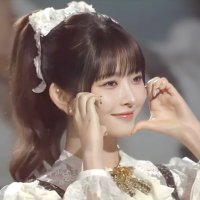 𝐦𝐚𝐲 🌙 (@maychan_27) 's Twitter Profile