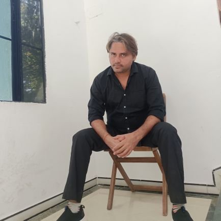 chandanmanorma's profile picture. an actor