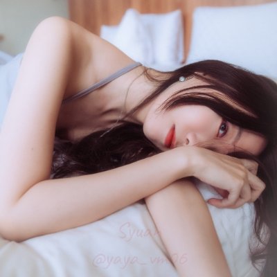腿模足模。自戀曬腿。163/45。
目前以互惠拍攝優先,請帶作品私訊日常IG。
煩請直接說明來意,不明用意將不予理會。
在各領域跑跳碰的探索者。
若沒微笑面對彼此世界的準備,就請你留在原地。
上一秒咬人,下一秒笑。
是個宅宅、紅茶成癮、吃飽睡睡飽吃、錢包餓。
喜歡我歡迎點連結購買寫真