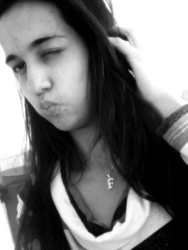 Meu Facebook *----* não vivo sem ele ! http://t.co/9vcf8hpSbb    ME ADC LÁ ? só peço que avisem que são do twitter tá cert ?