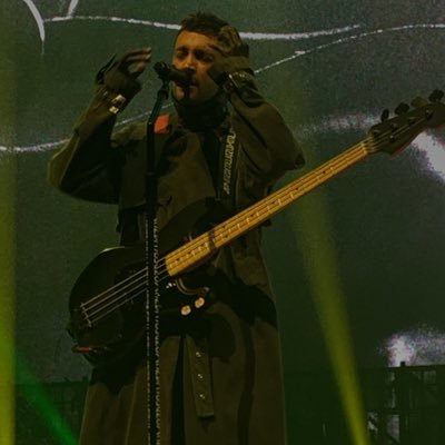 FakeBetch05's profile picture. 𖤐i miss ryan ross𖤐 🇦🇷 \\ Evan Rosier Supremacy // emos.for.oscar.piastri🤠