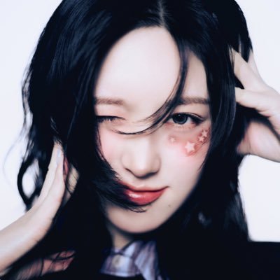 🖤 BOT/봇/PARODY. Not related to idols or IVE and Gaeul. 진짜 아이브 가을 아닙니다.