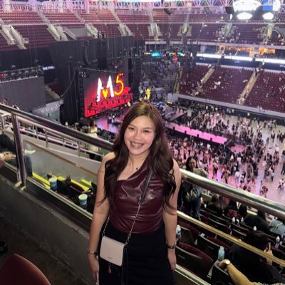 gellyhoops's profile picture. He made me something out of nothing 🎀👆🏻