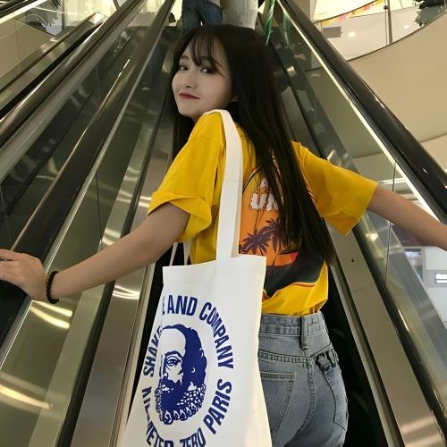 GoldmanRan13701's profile picture. 同城上门服务 快速预约点击蓝色文字 https://t.co/xmMIaqKqOg 学生妹 空姐 萝莉 少妇 包您满意