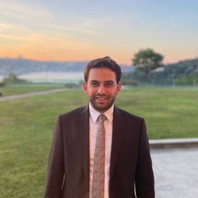 AK Parti İstanbul Gençlik Kolları İl Başkan Yardımcısı TBMM - 13. Dönem Türkiye Öğrenci Meclisi Başkanı